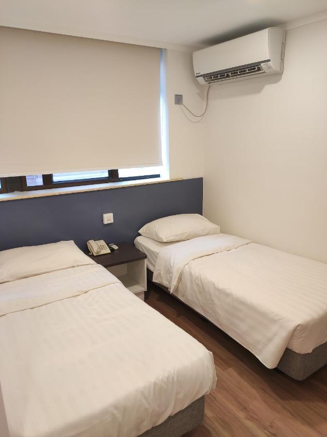 Goodrich Hotel Hong Kong Bagian luar foto