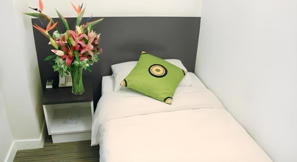 Goodrich Hotel Hong Kong Bagian luar foto