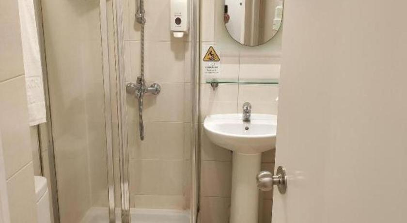 Goodrich Hotel Hong Kong Bagian luar foto